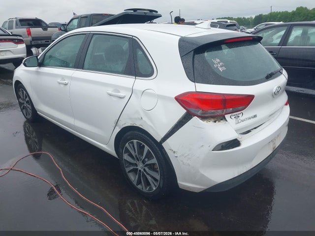 Продаж на аукціоні авто 2018 Hyundai Elantra Gt, vin: KMHH35LEXJU063630, номер лоту: 45060096
