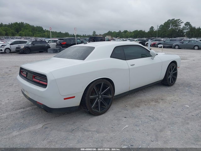 2015 Dodge Challenger Sxt მანქანა იყიდება აუქციონზე, vin: 2C3CDZAG7FH855062, აუქციონის ნომერი: 45060106