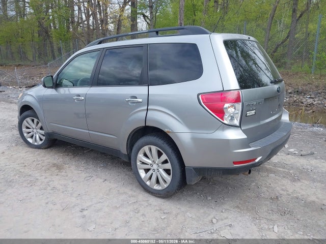 Продаж на аукціоні авто 2011 Subaru Forester 2.5x Premium, vin: JF2SHACC0BH723088, номер лоту: 45060152