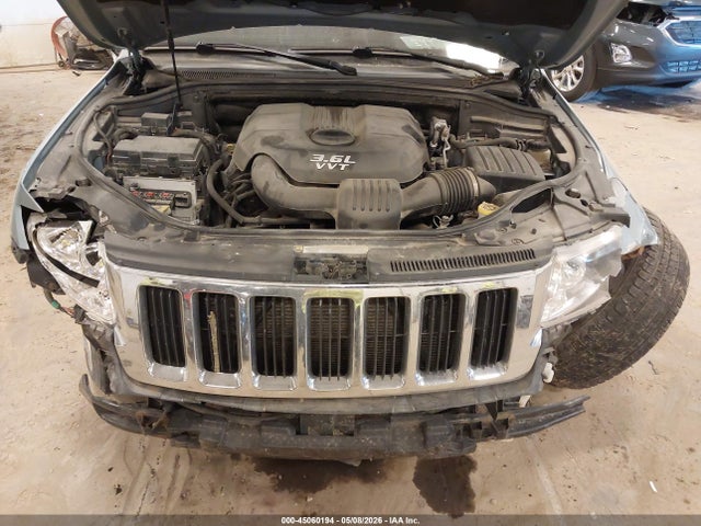 45060194 :رقم المزاد ، 1C4RJFAG8DC610378 vin ، 2013 Jeep Grand Cherokee Laredo مزاد بيع