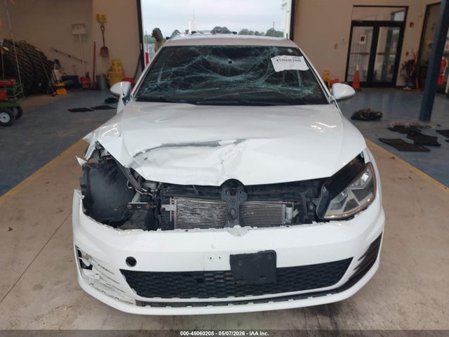 45060208 :رقم المزاد ، 3VW5T7AU1HM008721 vin ، 2017 Volkswagen Golf Gti S 4-door مزاد بيع
