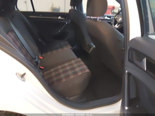 45060208 :رقم المزاد ، 3VW5T7AU1HM008721 vin ، 2017 Volkswagen Golf Gti S 4-door مزاد بيع