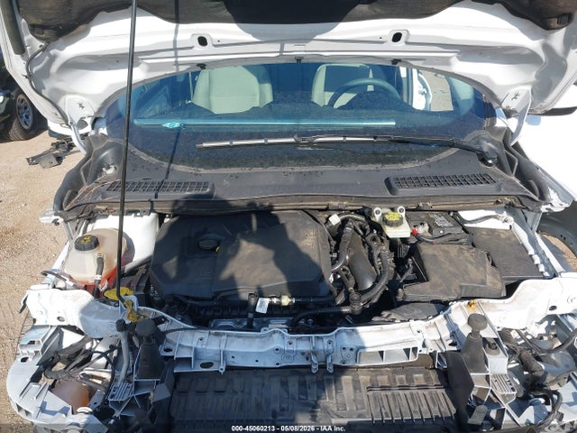 45060213 :رقم المزاد ، 1FMCU0GD4HUE94339 vin ، 2017 Ford Escape Se مزاد بيع