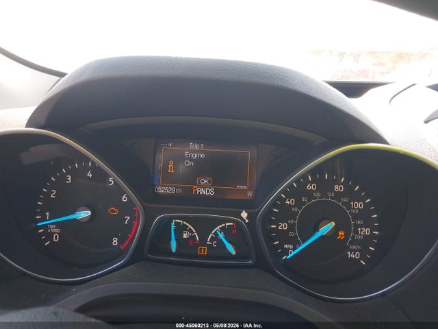 45060213 :رقم المزاد ، 1FMCU0GD4HUE94339 vin ، 2017 Ford Escape Se مزاد بيع