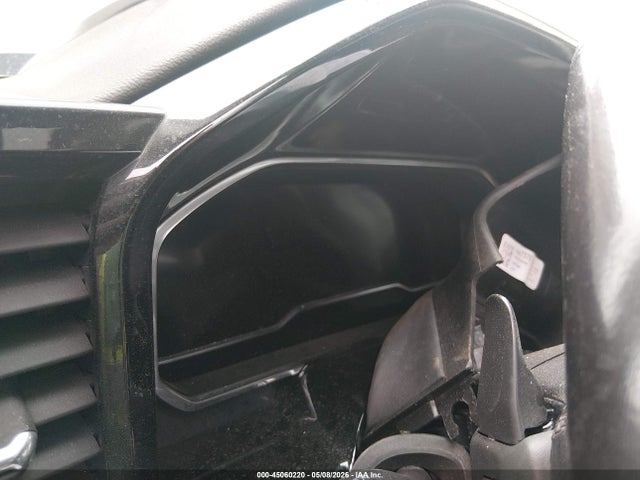 Продажа на аукционе авто 2023 Chevrolet Silverado 1500, vin: 2GCUDGED4P1103317, номер лота: 45060220