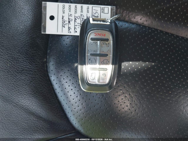 45060235 :رقم المزاد ، 2C4RC1BG9NR158428 vin ، 2022 Chrysler Pacifica Touring L مزاد بيع