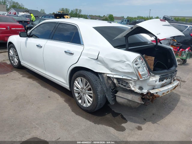 2013 Chrysler 300c Awd მანქანა იყიდება აუქციონზე, vin: 2C3CCAKT4DH567349, აუქციონის ნომერი: 45060237