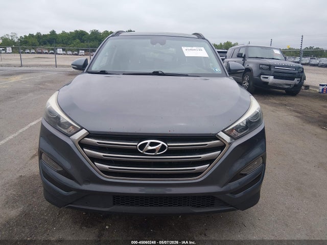 2016 Hyundai Tucson Limited მანქანა იყიდება აუქციონზე, vin: KM8J3CA29GU126255, აუქციონის ნომერი: 45060248