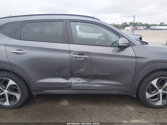 2016 Hyundai Tucson Limited მანქანა იყიდება აუქციონზე, vin: KM8J3CA29GU126255, აუქციონის ნომერი: 45060248