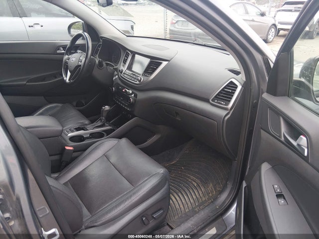 2016 Hyundai Tucson Limited მანქანა იყიდება აუქციონზე, vin: KM8J3CA29GU126255, აუქციონის ნომერი: 45060248