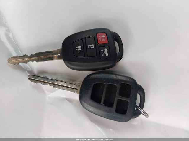 Продаж на аукціоні авто 2017 Toyota Camry Se, vin: 4T1BF1FK6HU352070, номер лоту: 45060287