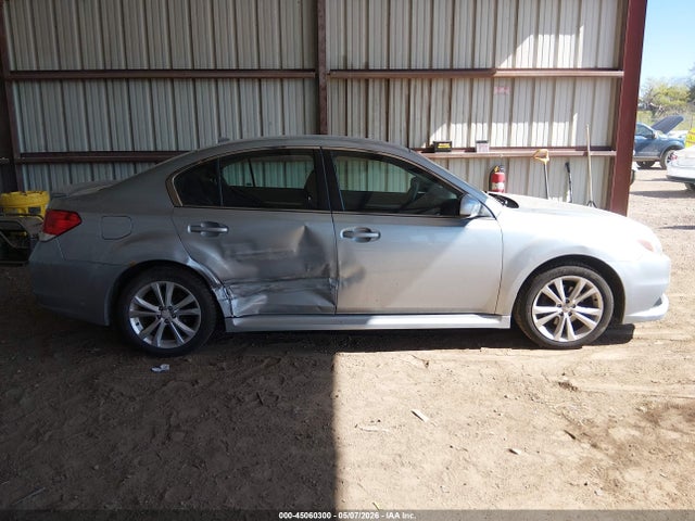 Продаж на аукціоні авто 2014 Subaru Legacy 2.5i Premium, vin: 4S3BMCC61E3002473, номер лоту: 45060300