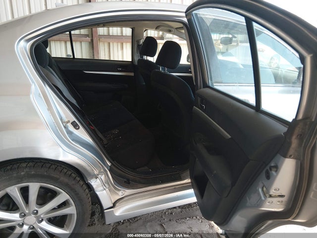 Продаж на аукціоні авто 2014 Subaru Legacy 2.5i Premium, vin: 4S3BMCC61E3002473, номер лоту: 45060300