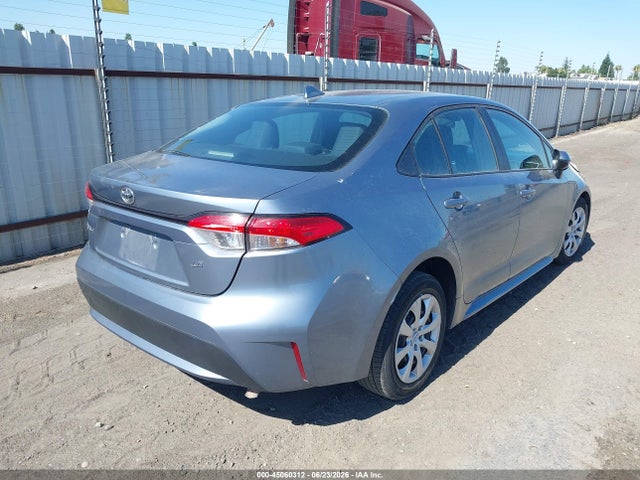 Toyota COROLLA LE 2022 5YFEPMAE5NP323265 Image 4