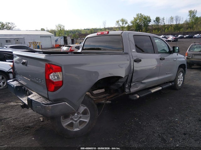 Aukcja sprzedaży 2018 Toyota Tundra Sr5 5.7l V8, vin: 5TFDY5F18JX739262, numer aukcji: 45060318
