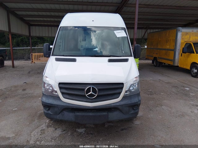 45060333 :رقم المزاد ، WD3PE8DDXGP247260 vin ، 2016 Mercedes-benz Sprinter 2500 High  Roof مزاد بيع