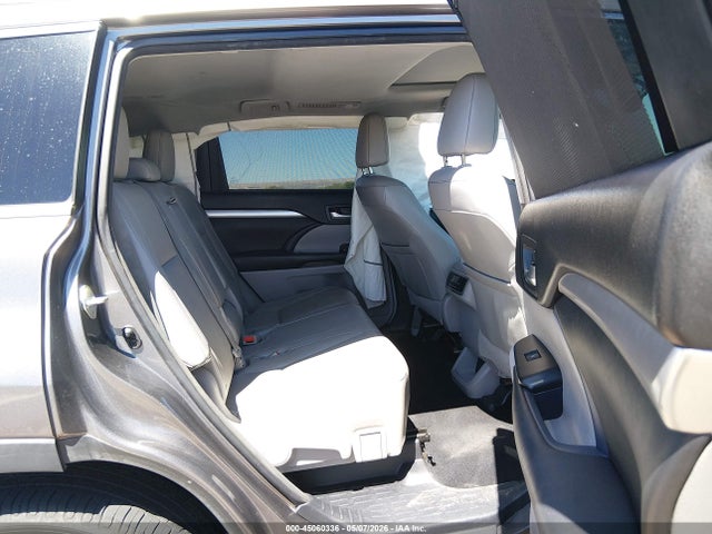 2015 Toyota Highlander Xle V6 მანქანა იყიდება აუქციონზე, vin: 5TDKKRFH5FS063699, აუქციონის ნომერი: 45060336