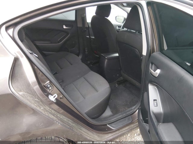 45060339 :رقم المزاد ، 3KPFK4A73HE144099 vin ، 2017 Kia Forte Lx مزاد بيع