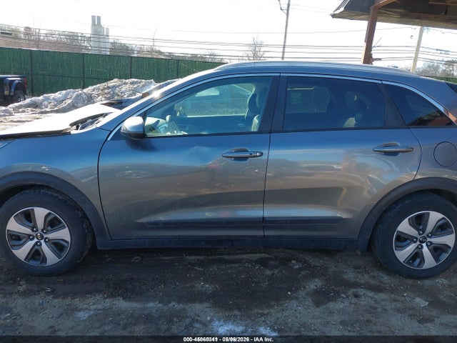 2017 Kia Niro Lx მანქანა იყიდება აუქციონზე, vin: KNDCB3LC5H5049692, აუქციონის ნომერი: 45060341