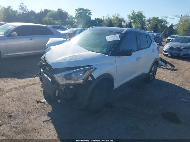 45060351 :رقم المزاد ، 3N1CP5CU5KL514617 vin ، 2019 Nissan Kicks Sv مزاد بيع
