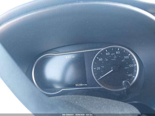 45060351 :رقم المزاد ، 3N1CP5CU5KL514617 vin ، 2019 Nissan Kicks Sv مزاد بيع