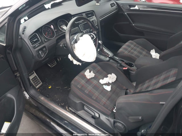 Продажа на аукционе авто 2015 Volkswagen Golf Gti 2.0t S W/performance Package 2-door, vin: 3VWT47AU8FM074670, номер лота: 45060375