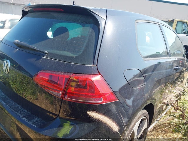 Продажа на аукционе авто 2015 Volkswagen Golf Gti 2.0t S W/performance Package 2-door, vin: 3VWT47AU8FM074670, номер лота: 45060375