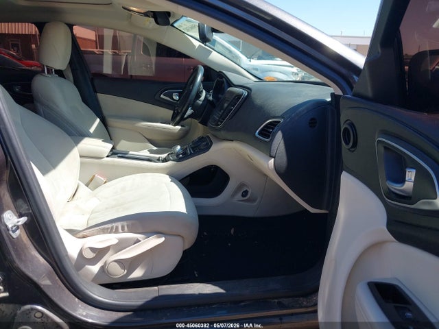 Aukcja sprzedaży 2015 Chrysler 200 Limited, vin: 1C3CCCAB5FN610854, numer aukcji: 45060382