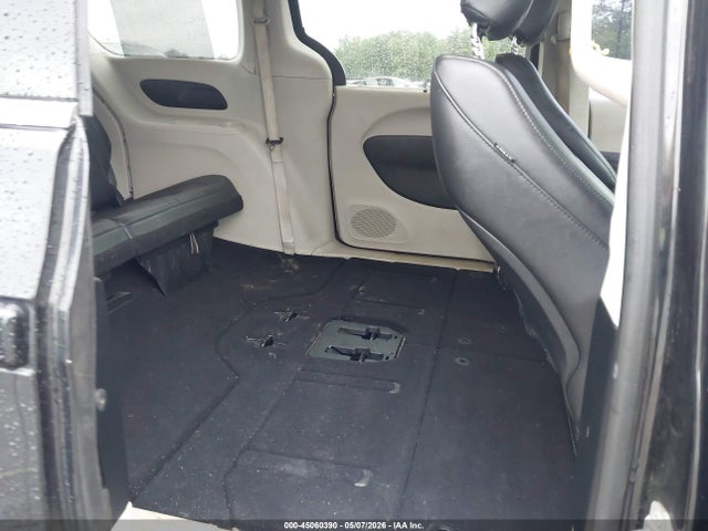 2017 Chrysler Pacifica Touring-l მანქანა იყიდება აუქციონზე, vin: 2C4RC1BG2HR710632, აუქციონის ნომერი: 45060390