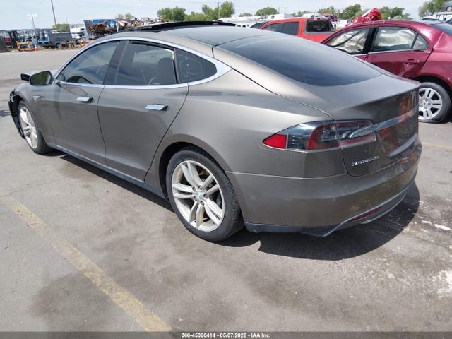 Aukcja sprzedaży 2015 Tesla Model S, vin: 5YJSA1H20FF096434, numer aukcji: 45060414