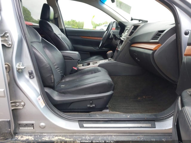 2014 Subaru Outback 2.5i Limited მანქანა იყიდება აუქციონზე, vin: 4S4BRCLCXE3298659, აუქციონის ნომერი: 45060434