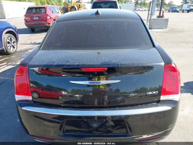 2019 Chrysler 300 Touring მანქანა იყიდება აუქციონზე, vin: 2C3CCAAG5KH500972, აუქციონის ნომერი: 45060440