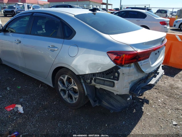 Продажа на аукционе авто 2021 Kia Forte Lxs, vin: 3KPF24AD3ME290955, номер лота: 45060455