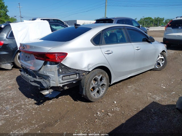 Продажа на аукционе авто 2021 Kia Forte Lxs, vin: 3KPF24AD3ME290955, номер лота: 45060455