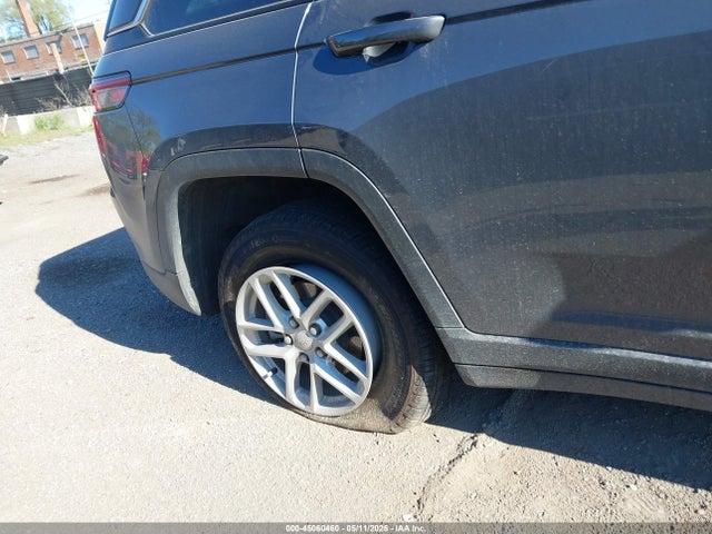 Продажа на аукционе авто 2025 Jeep Grand Cherokee Laredo X 4x4, vin: 1C4RJHAG3SC343708, номер лота: 45060460