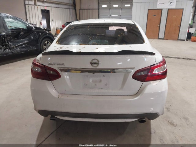 45060498 :رقم المزاد ، 1N4AL3AP3JC106943 vin ، 2018 Nissan Altima 2.5 S مزاد بيع