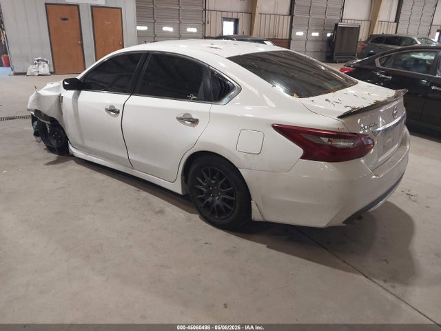 45060498 :رقم المزاد ، 1N4AL3AP3JC106943 vin ، 2018 Nissan Altima 2.5 S مزاد بيع