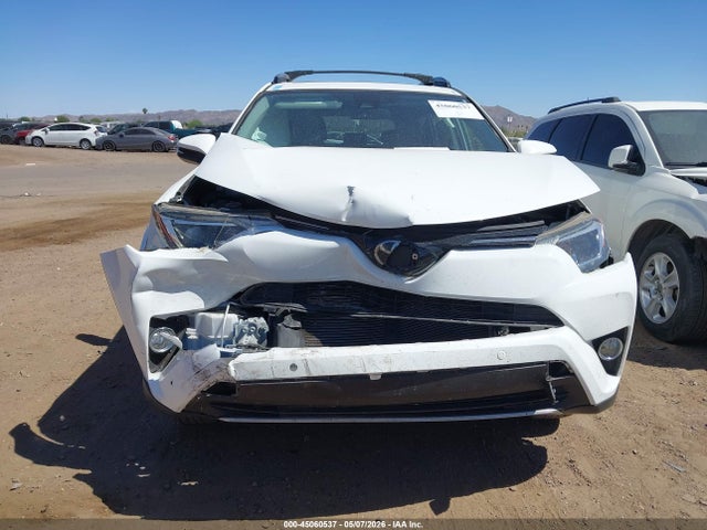 JTMWFREV2JJ728710 Toyota Rav4 Xle