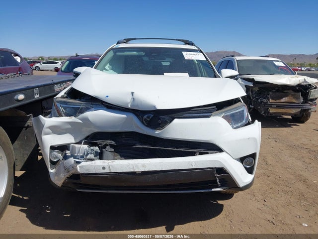 JTMWFREV2JJ728710 Toyota Rav4 Xle