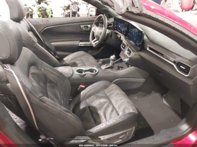 45060542 :رقم المزاد ، 1FAGP8FF1R5105222 vin ، 2024 Ford Mustang Gt Premium مزاد بيع