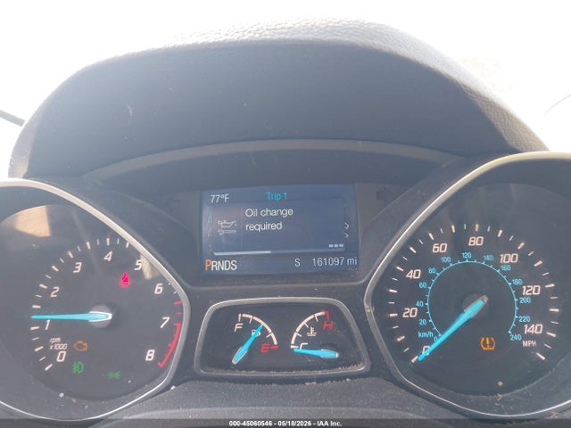 45060546 :رقم المزاد ، 1FMCU9GX5FUA97847 vin ، 2015 Ford Escape Se مزاد بيع