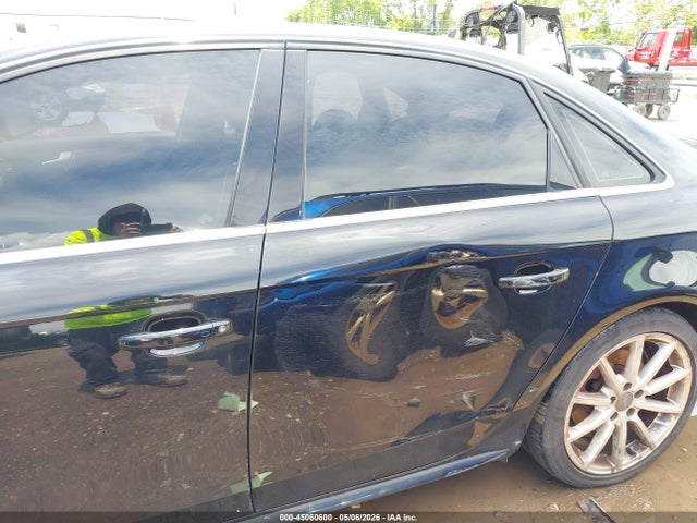 45060600 :رقم المزاد ، WAUFFAFL0EN010809 vin ، 2014 Audi A4 2.0t Premium مزاد بيع