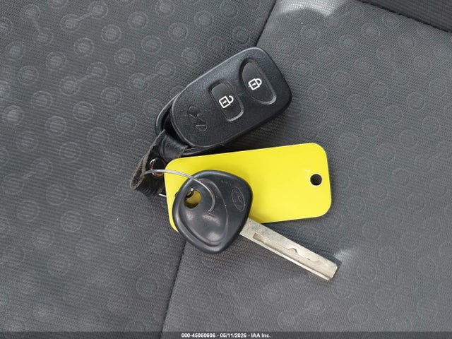 45060606 :رقم المزاد ، KMHCU5AE6DU138046 vin ، 2013 Hyundai Accent Se مزاد بيع