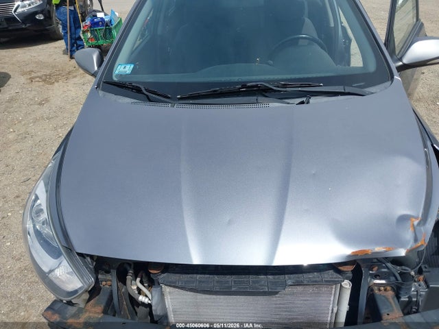 45060606 :رقم المزاد ، KMHCU5AE6DU138046 vin ، 2013 Hyundai Accent Se مزاد بيع