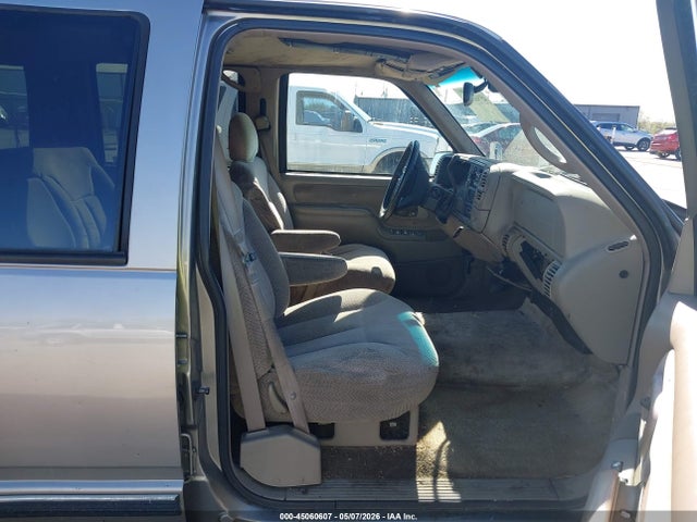 Продаж на аукціоні авто 1999 Gmc Suburban 1500 Slt Cmi, vin: 3GKFK16R8XG539802, номер лоту: 45060607