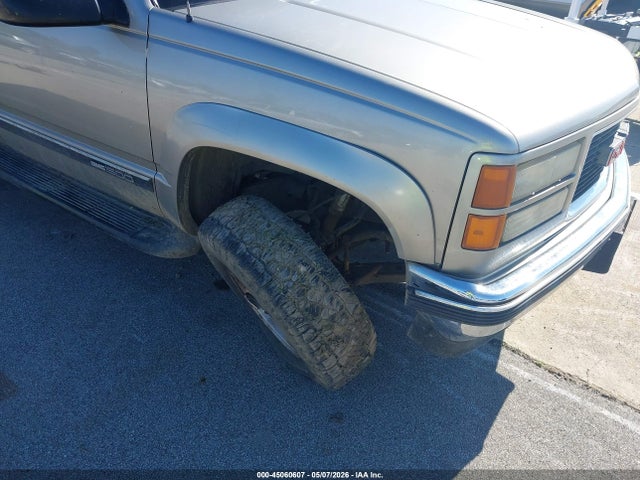 Продаж на аукціоні авто 1999 Gmc Suburban 1500 Slt Cmi, vin: 3GKFK16R8XG539802, номер лоту: 45060607