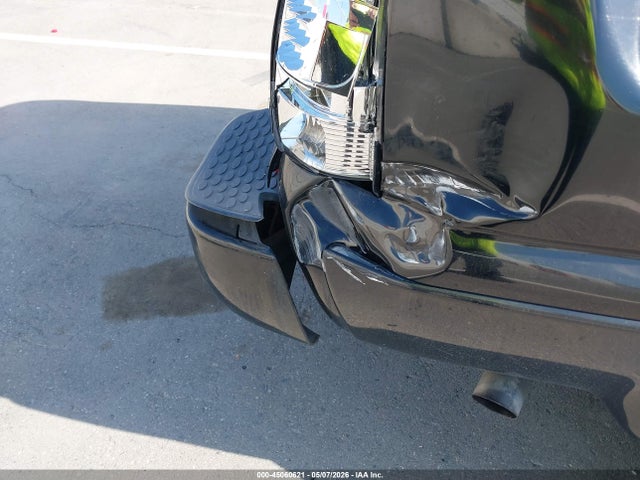 2005 Gmc Yukon Xl 1500 Denali მანქანა იყიდება აუქციონზე, vin: 1GKFK66UX5J265970, აუქციონის ნომერი: 45060621