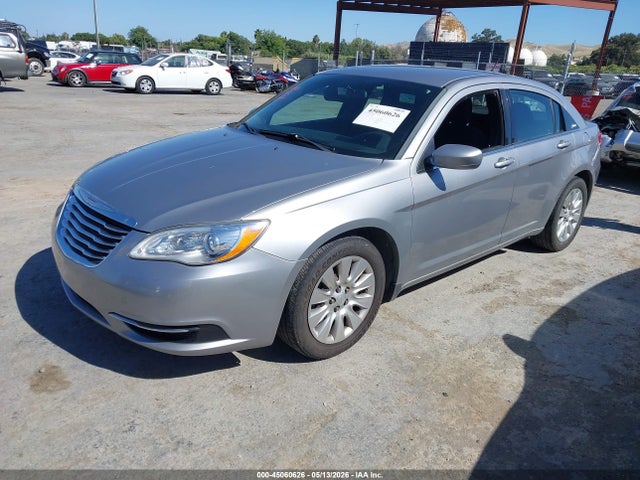 2014 Chrysler 200 Lx მანქანა იყიდება აუქციონზე, vin: 1C3CCBAB1EN142436, აუქციონის ნომერი: 45060626