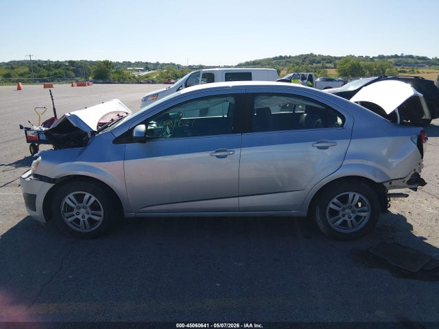 Продаж на аукціоні авто 2015 Chevrolet Sonic Lt Auto, vin: 1G1JC5SH8F4219701, номер лоту: 45060641