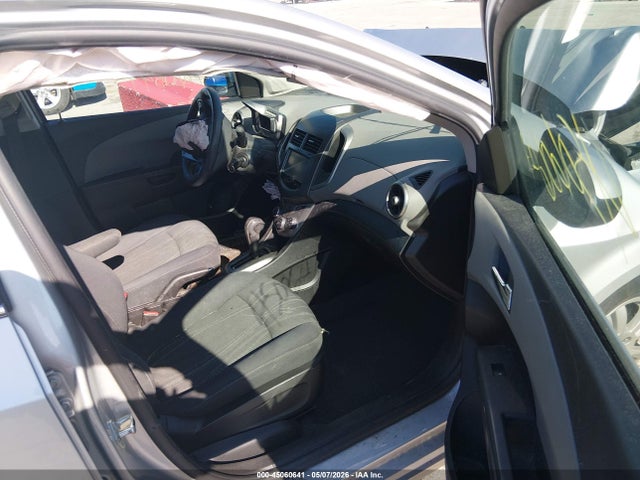 Продаж на аукціоні авто 2015 Chevrolet Sonic Lt Auto, vin: 1G1JC5SH8F4219701, номер лоту: 45060641